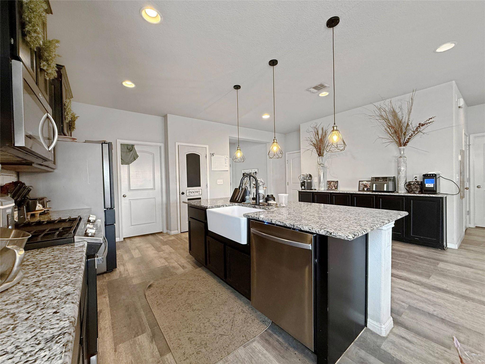 429 Rusk Bluff Ave, Leander, TX 78641