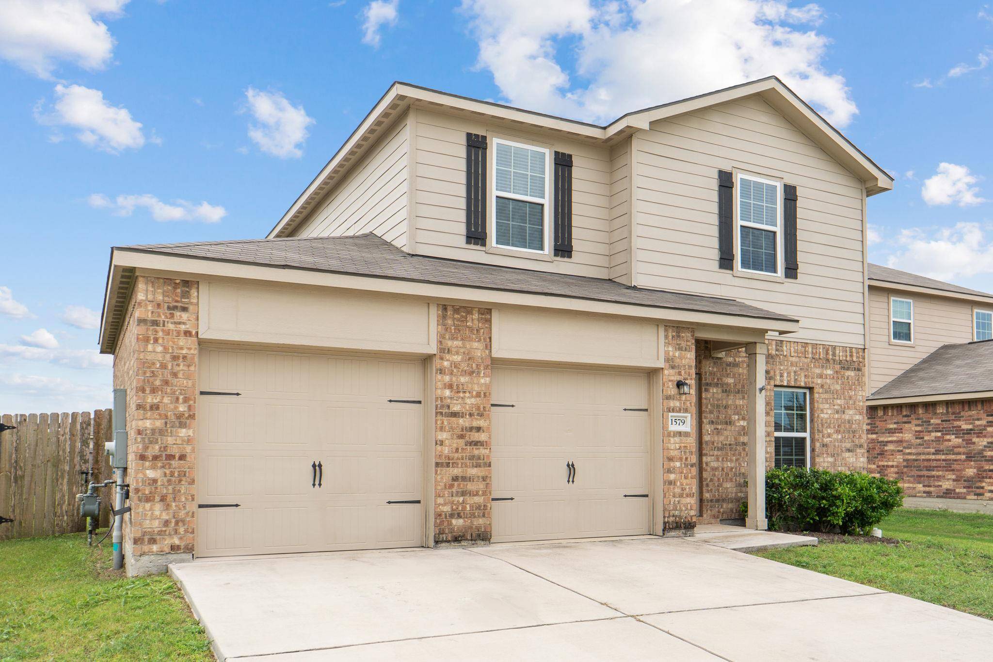 1579 Violet LN, Kyle, TX 78640