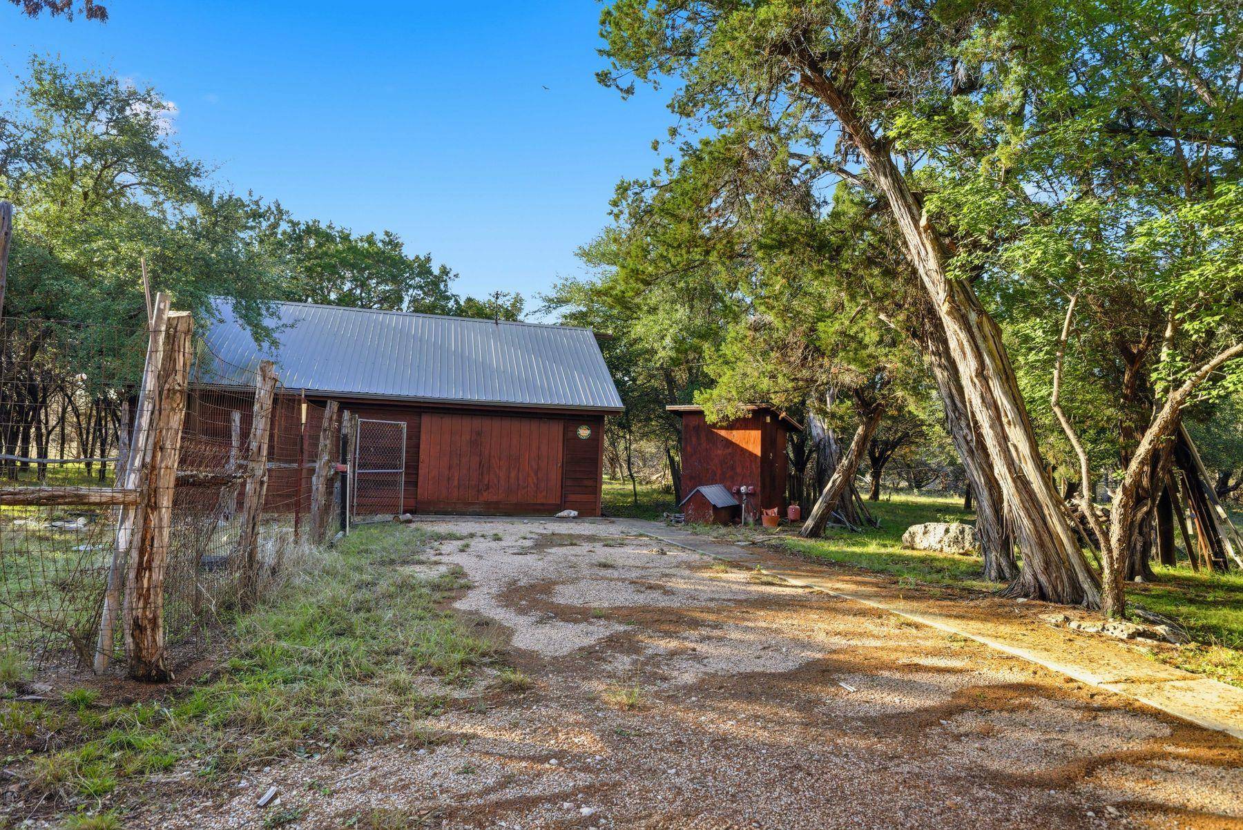 3303 Fearless Treadway, Round Mountain, TX 78663