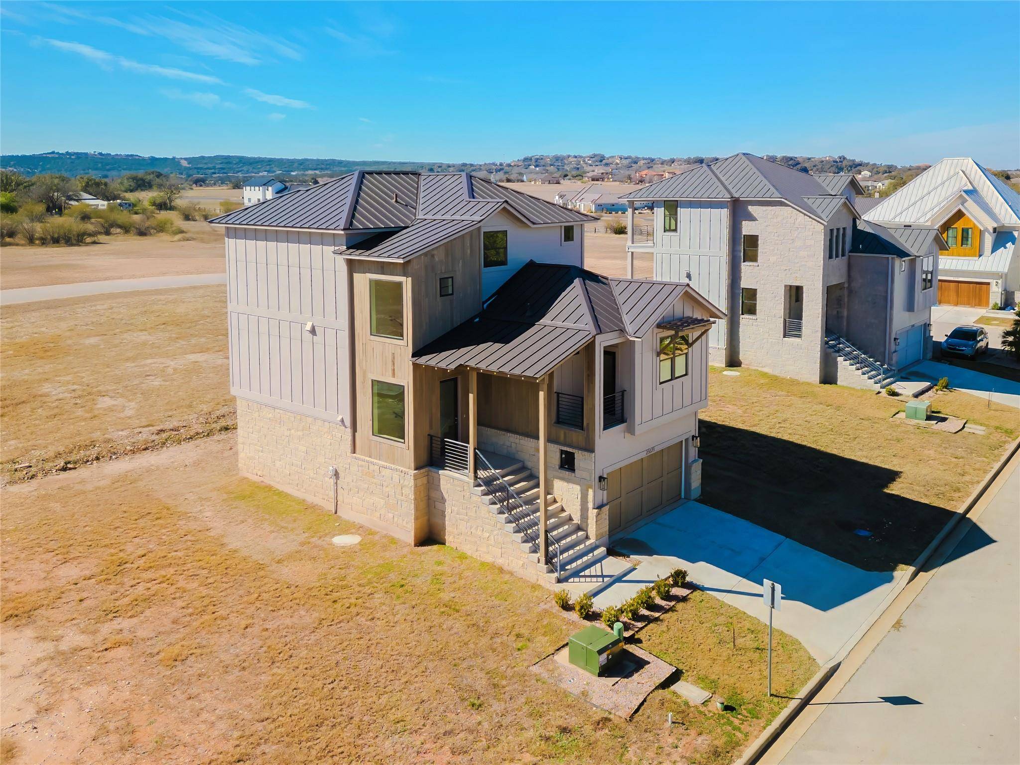 25829 Case LN #8, Spicewood, TX 78669
