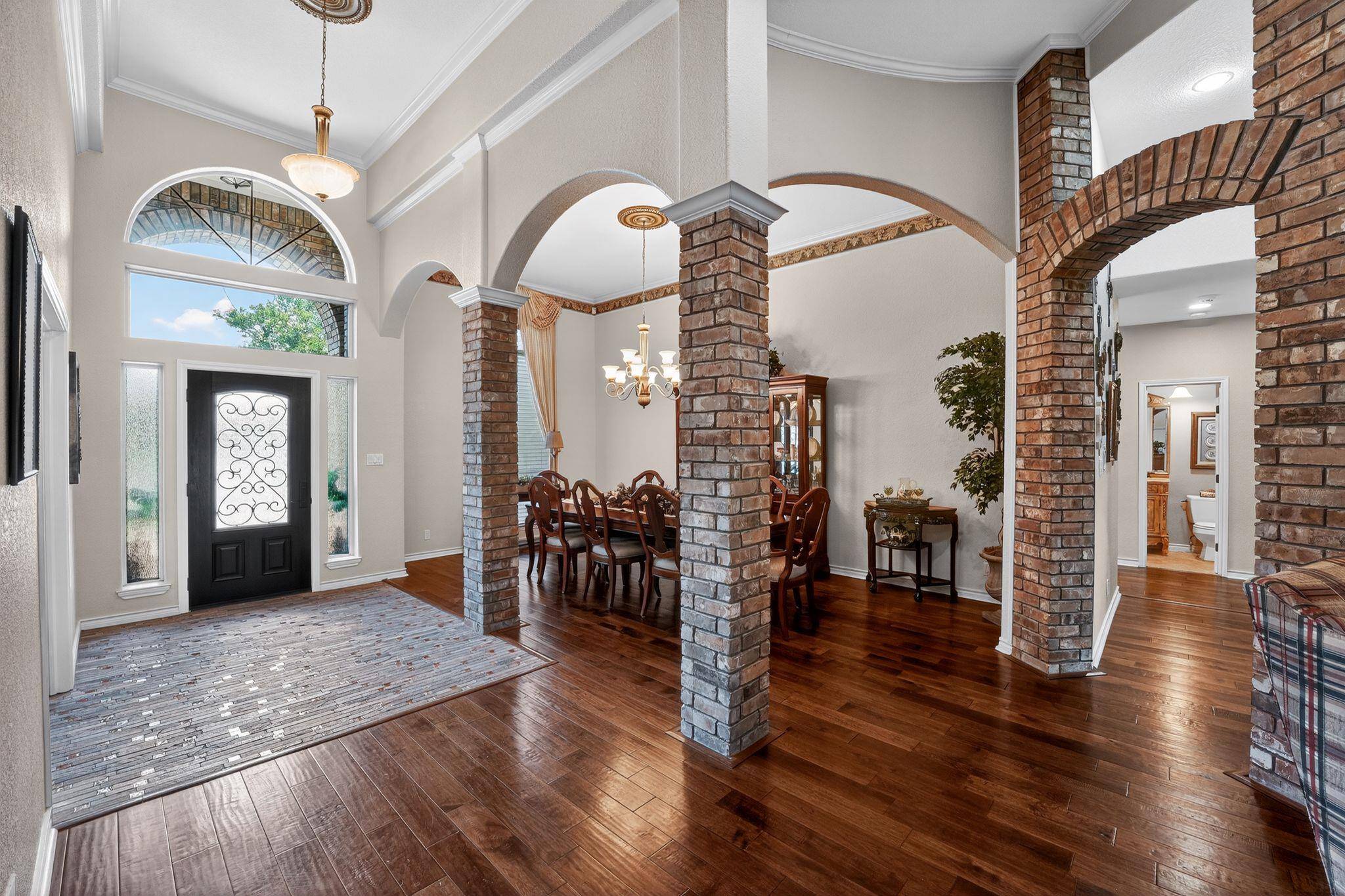 104 Lakewood TRL, Leander, TX 78641