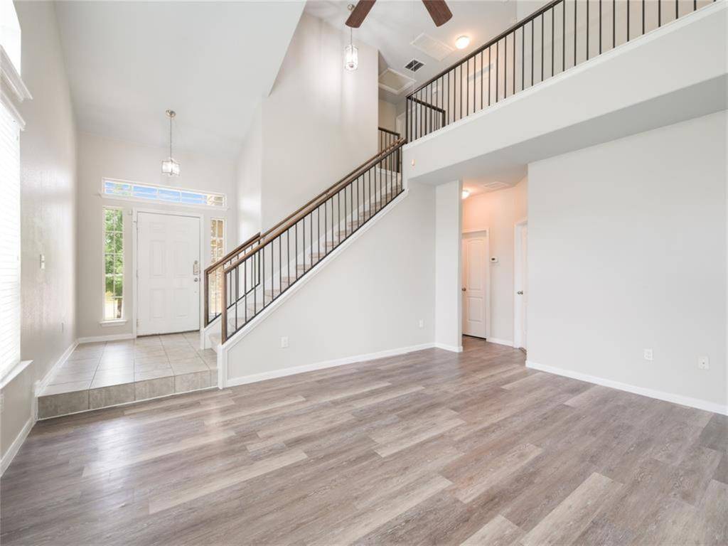 12112 Timber Arch LN, Manor, TX 78653