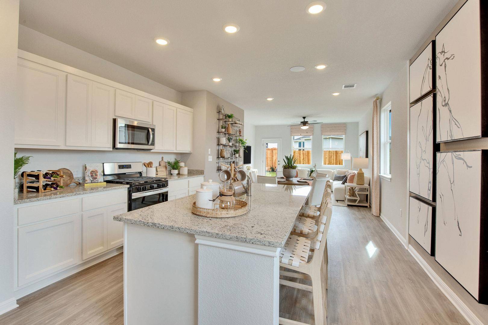 10600 Midnight Sun DR, Buda, TX 78610