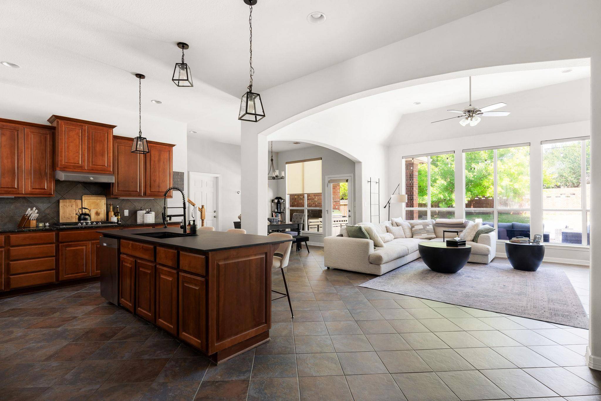 4201 Greatview DR, Round Rock, TX 78665