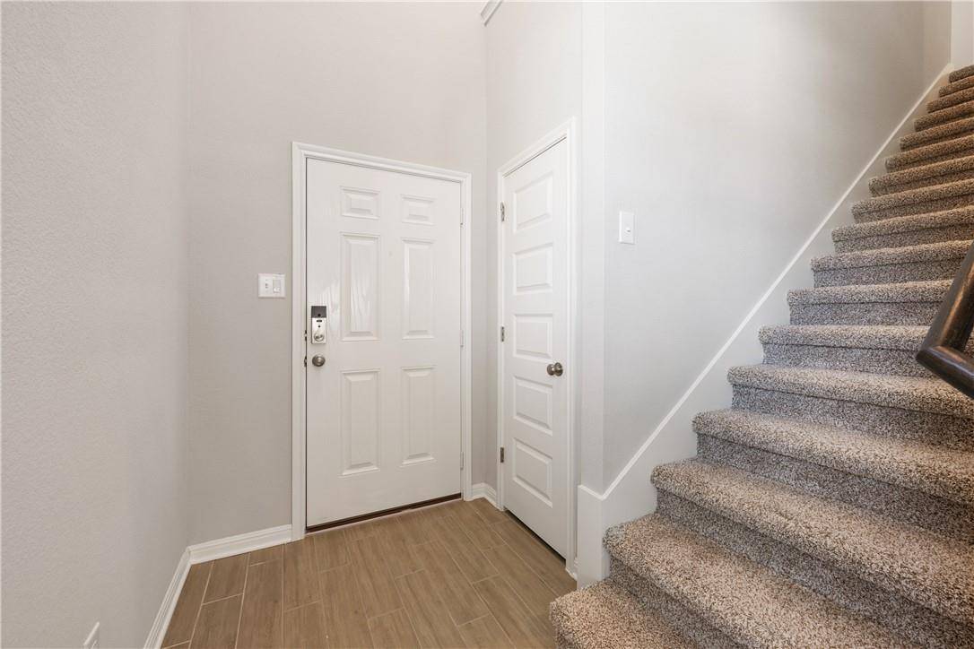 100 Drifter LN, Jarrell, TX 76537