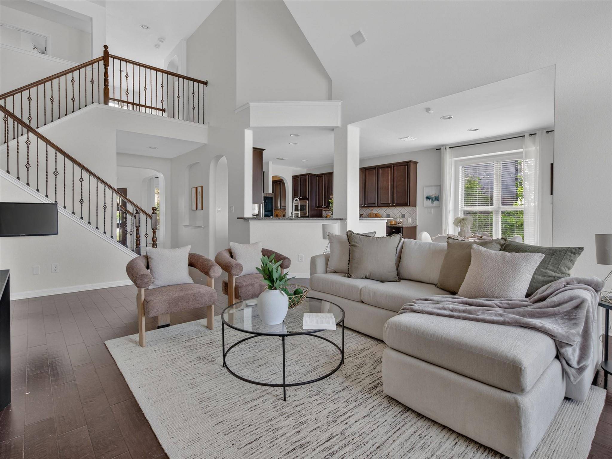 700 Ledge Stone DR, Austin, TX 78737
