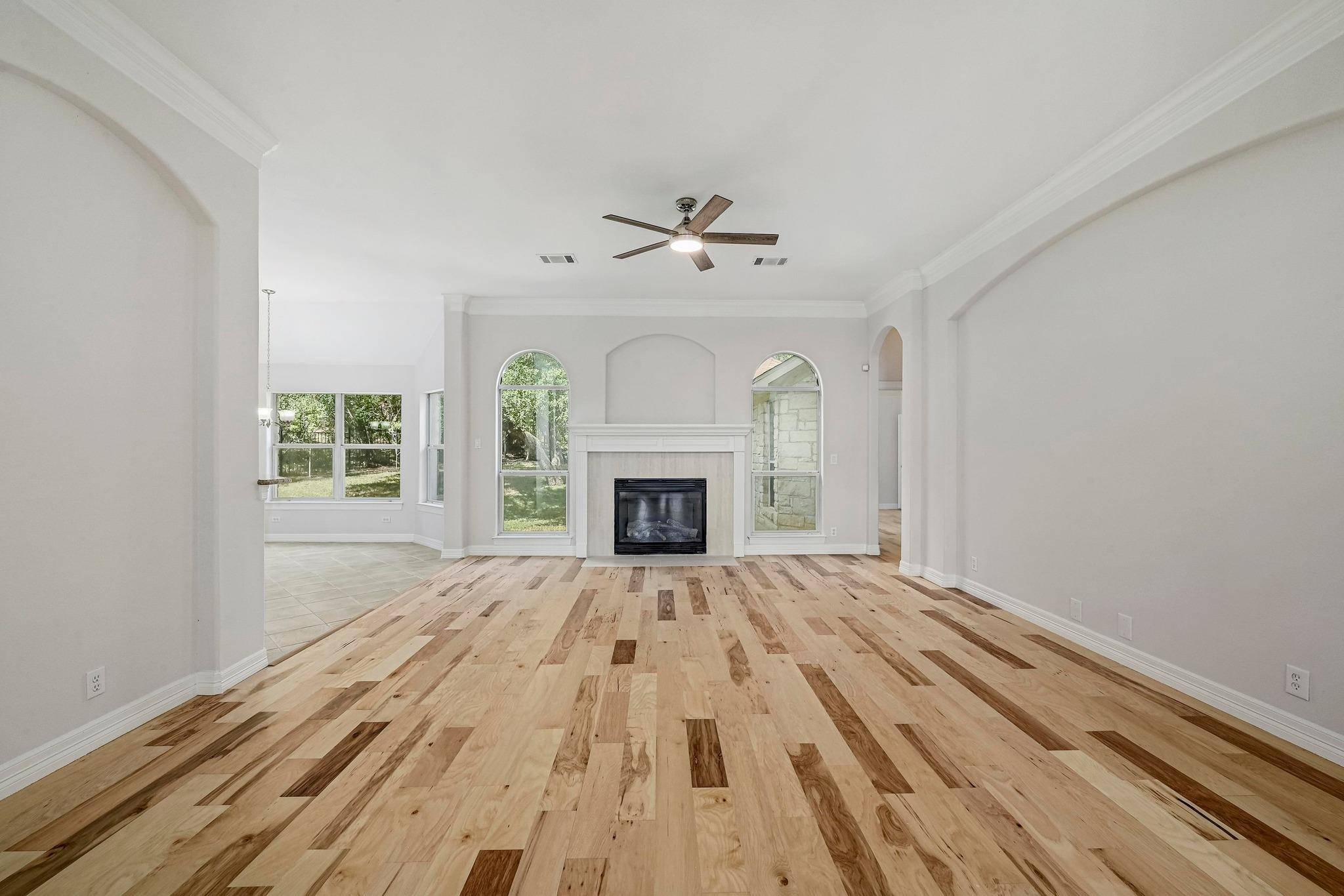 501 Flamingo BLVD, Lakeway, TX 78734