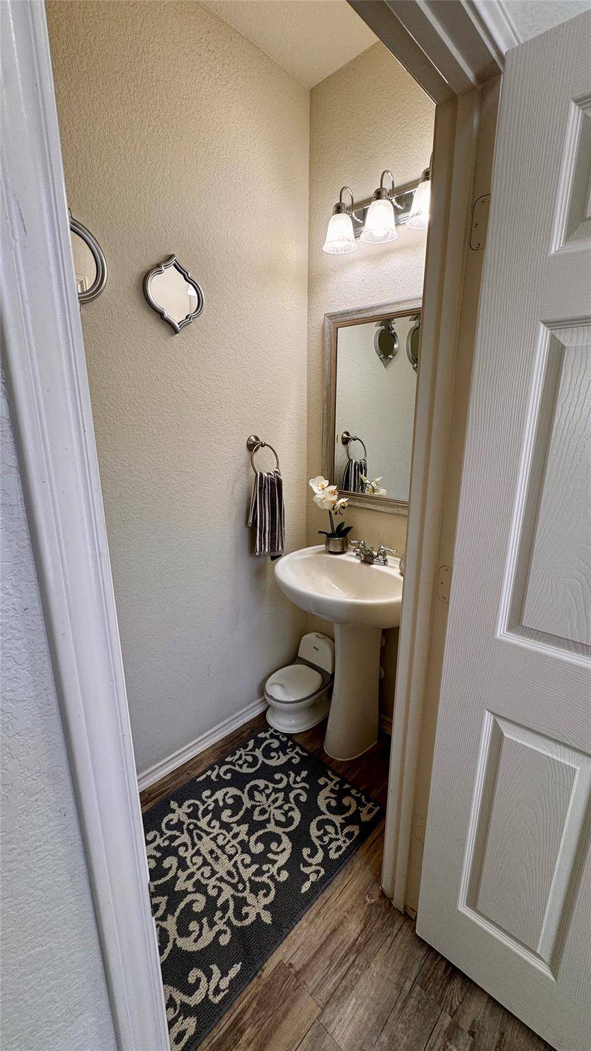 426 Eves Necklace DR, Buda, TX 78610