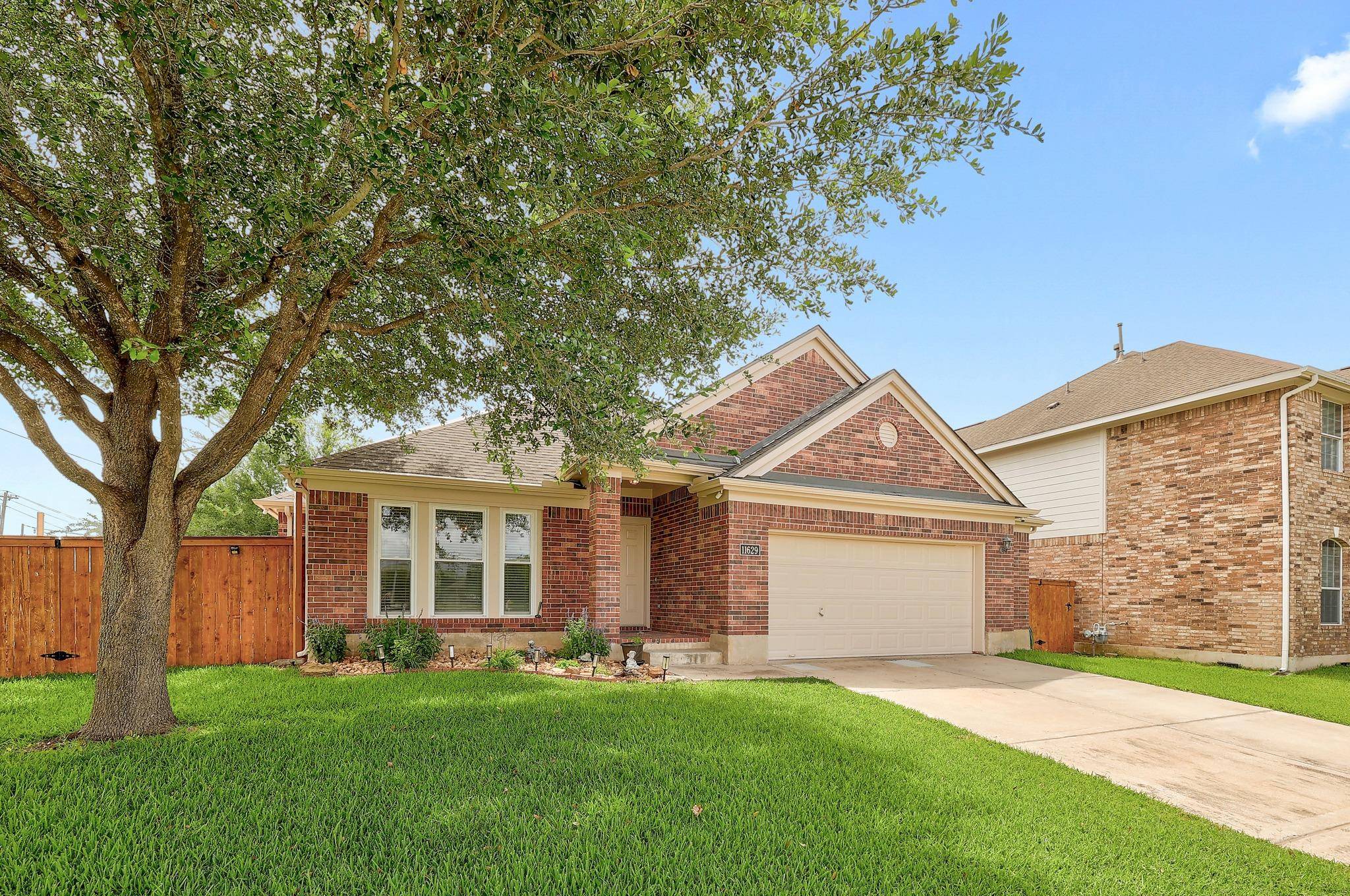 11629 Glen Knoll DR, Manor, TX 78653