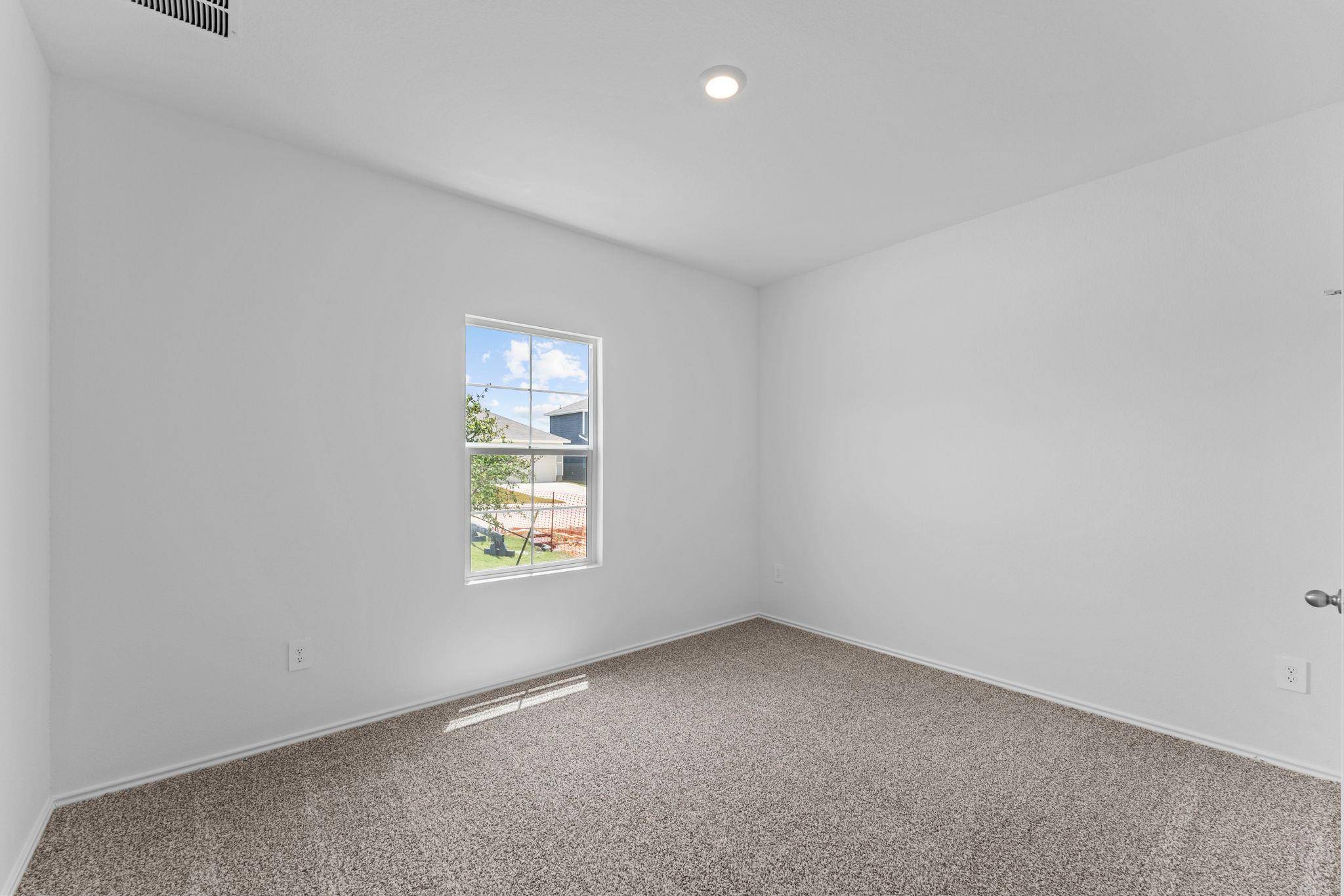 12200 Silverton Tree BND, Mustang Ridge, TX 78610