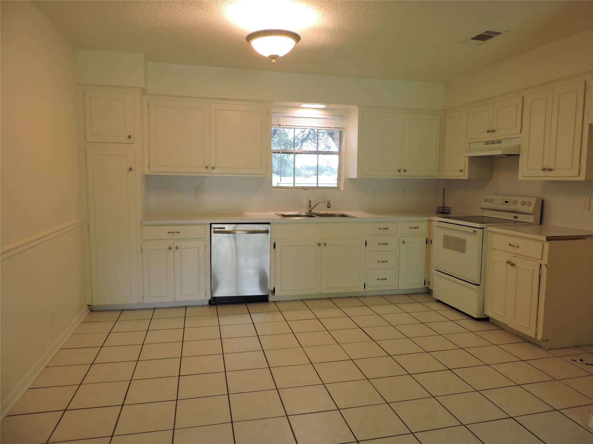 6701 N Hwy 183, Liberty Hill, TX 78642