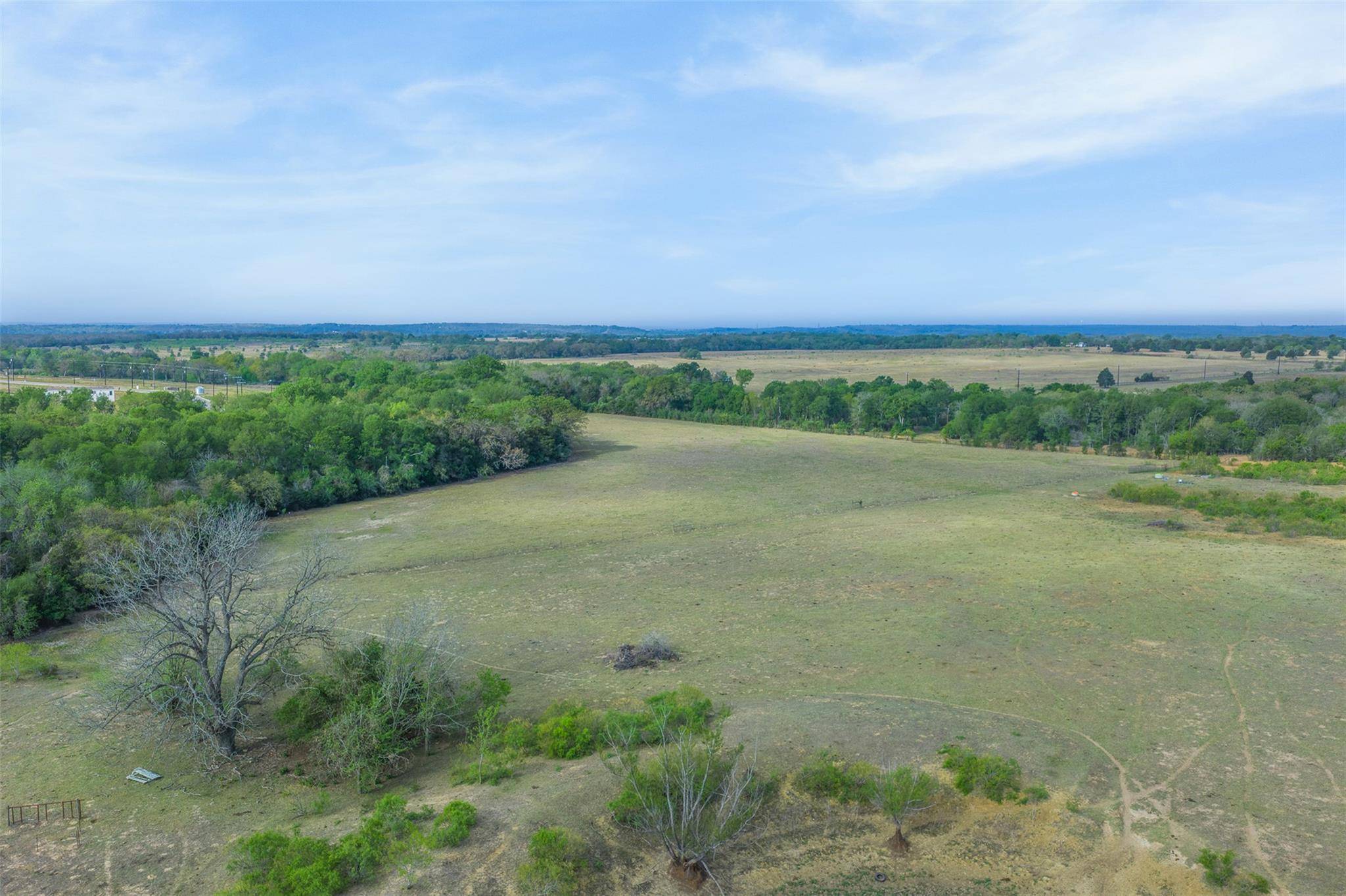 579 Lower Elgin RD, Elgin, TX 78621