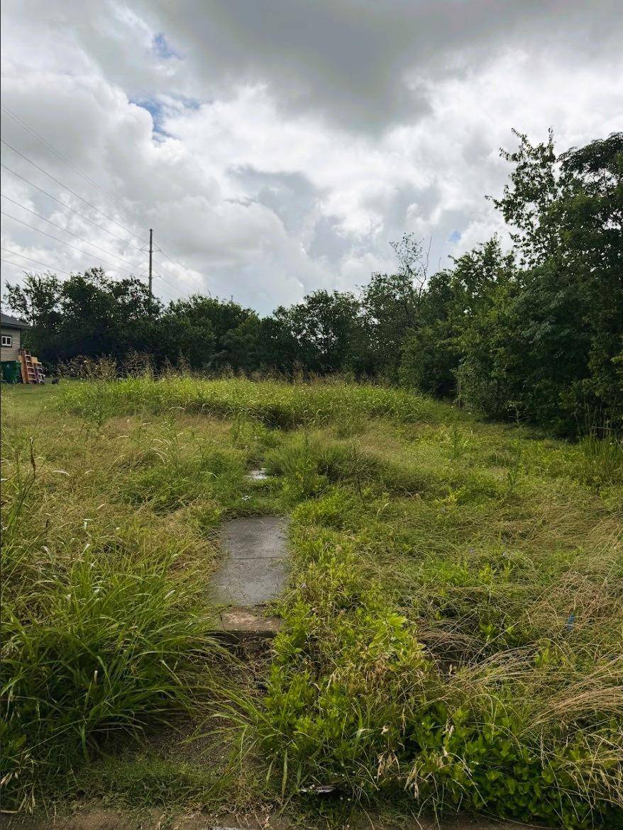 503 Maple ST, Taylor, TX 76574