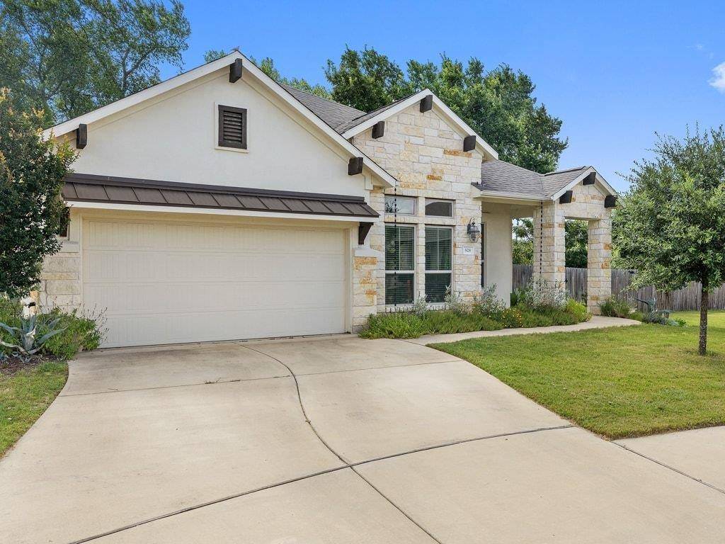 928 Centerra Hills CIR, Round Rock, TX 78665
