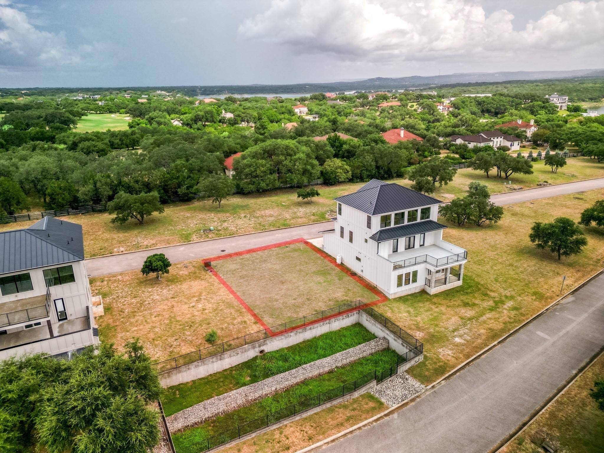 2433 Bruin DR #53, Spicewood, TX 78669