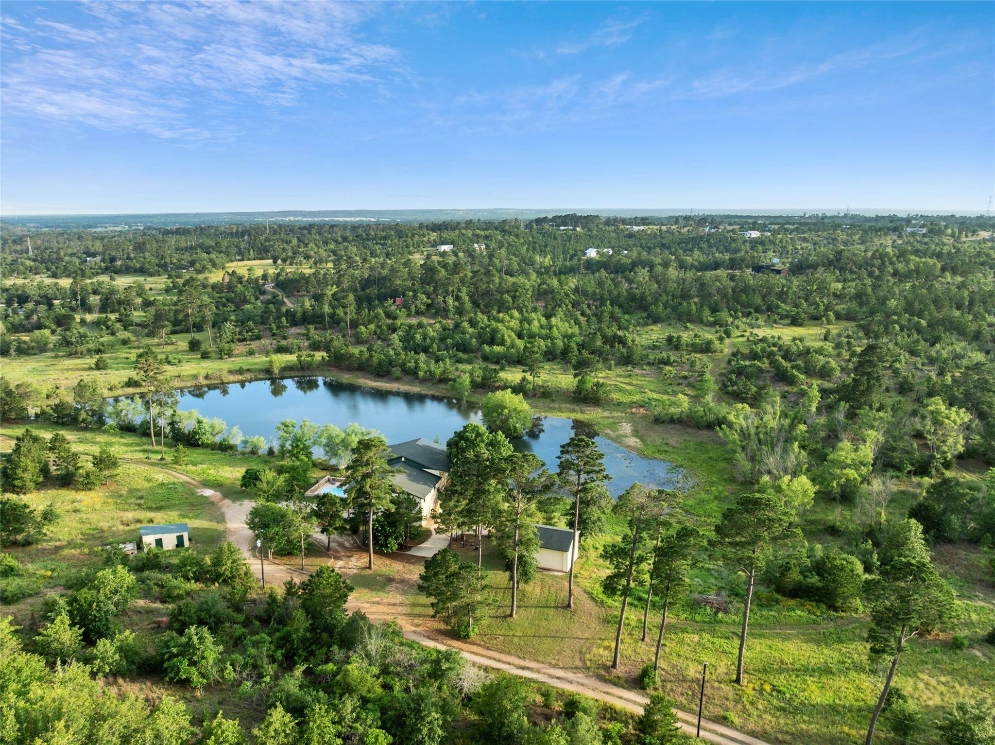 493 Cottletown RD #C, Smithville, TX 78957