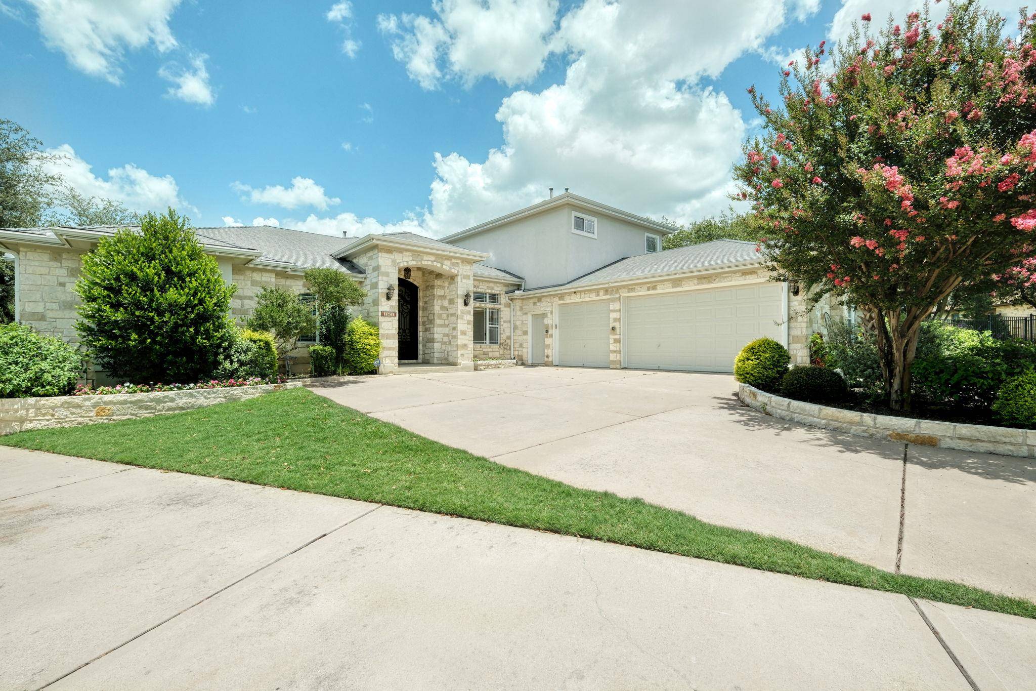 1601 Coronado, Leander, TX 78641