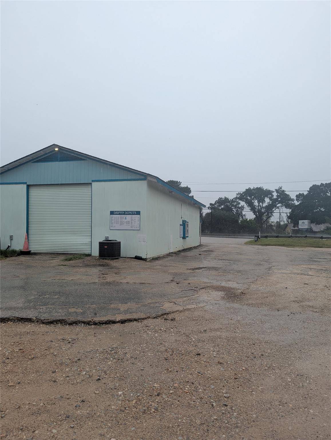 651 Highway 290 HWY, Dripping Springs, TX 78620