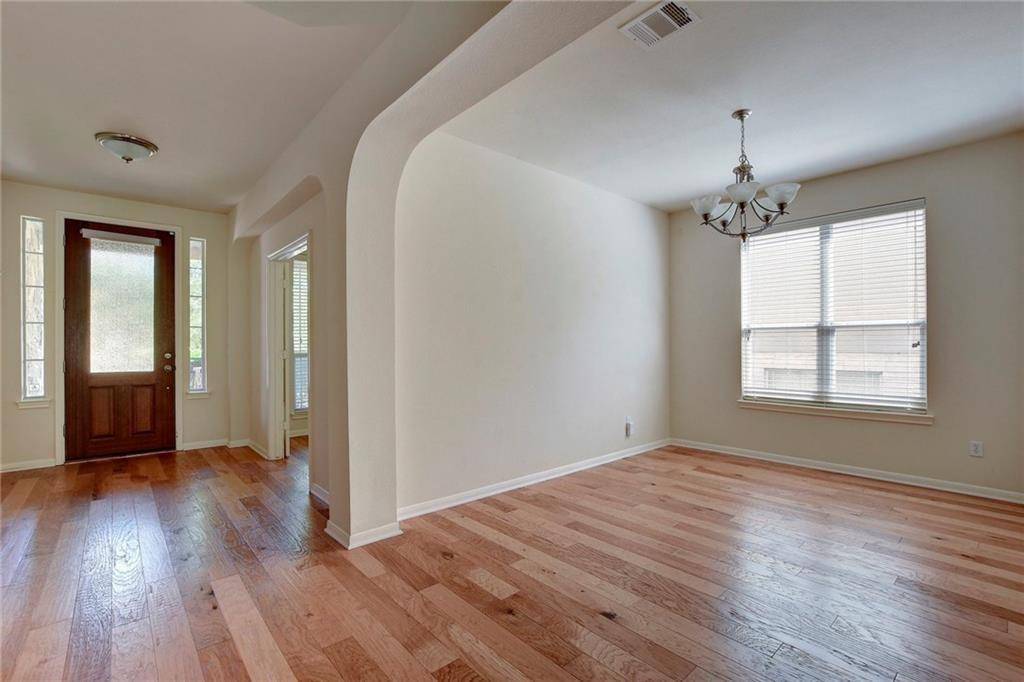 14409 American Kestrel DR, Austin, TX 78738