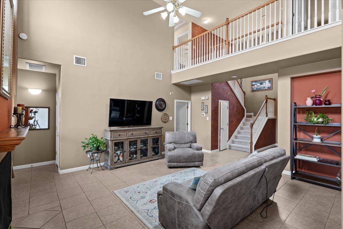 1201 Drake CV, Leander, TX 78641