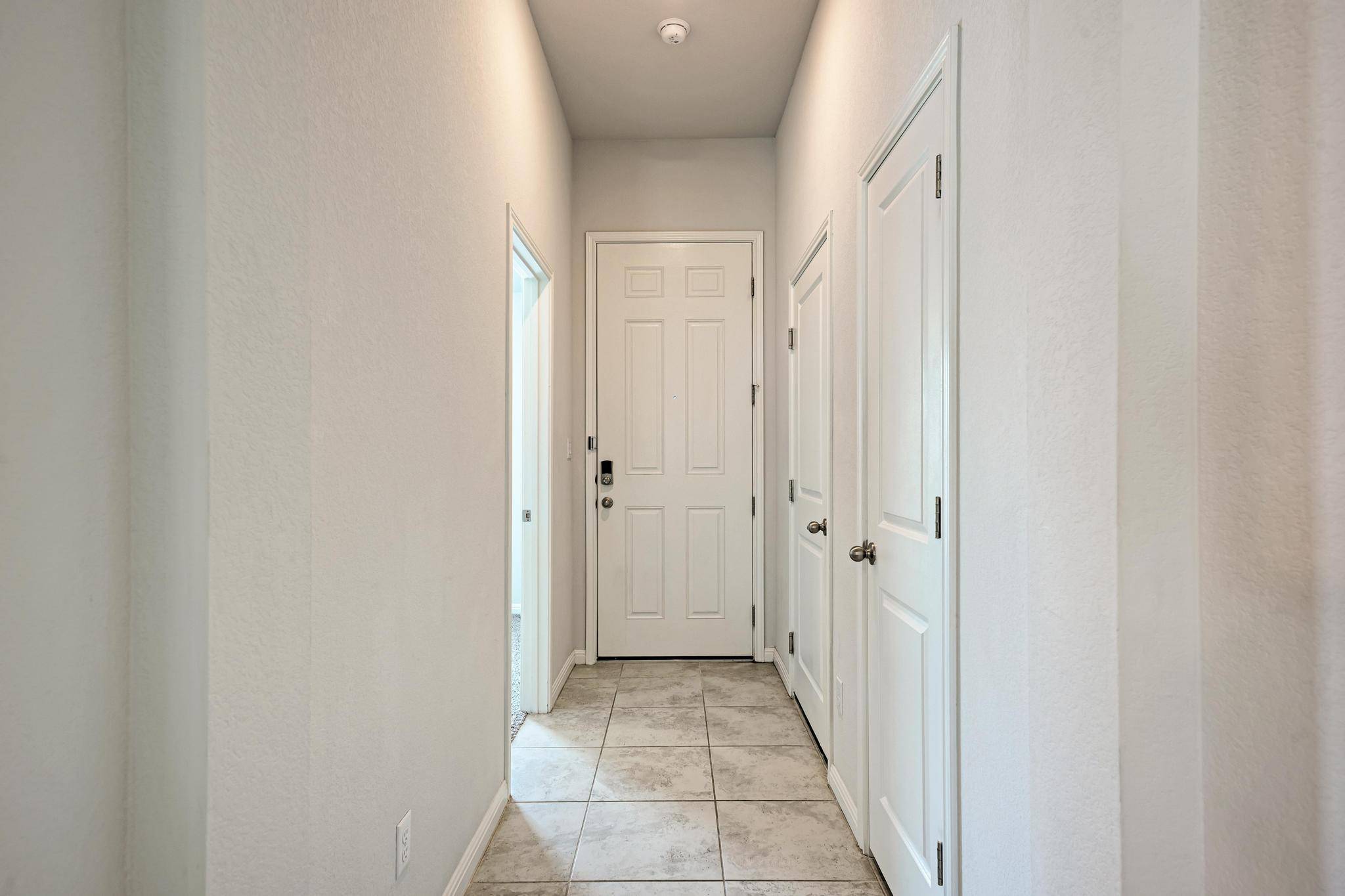 209 Forest Moon LN, Kyle, TX 78640
