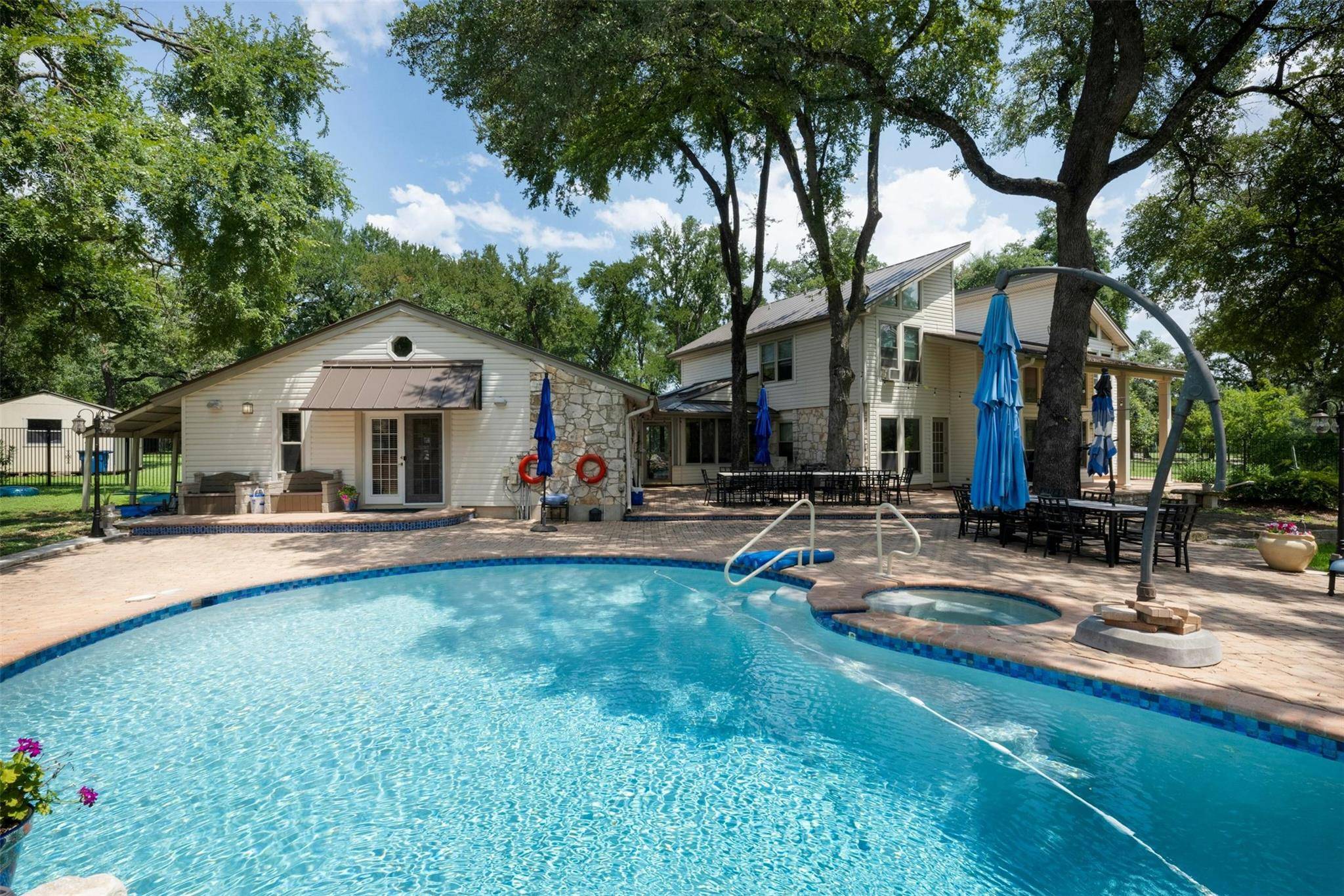 9909 Anderson Mill RD, Austin, TX 78750