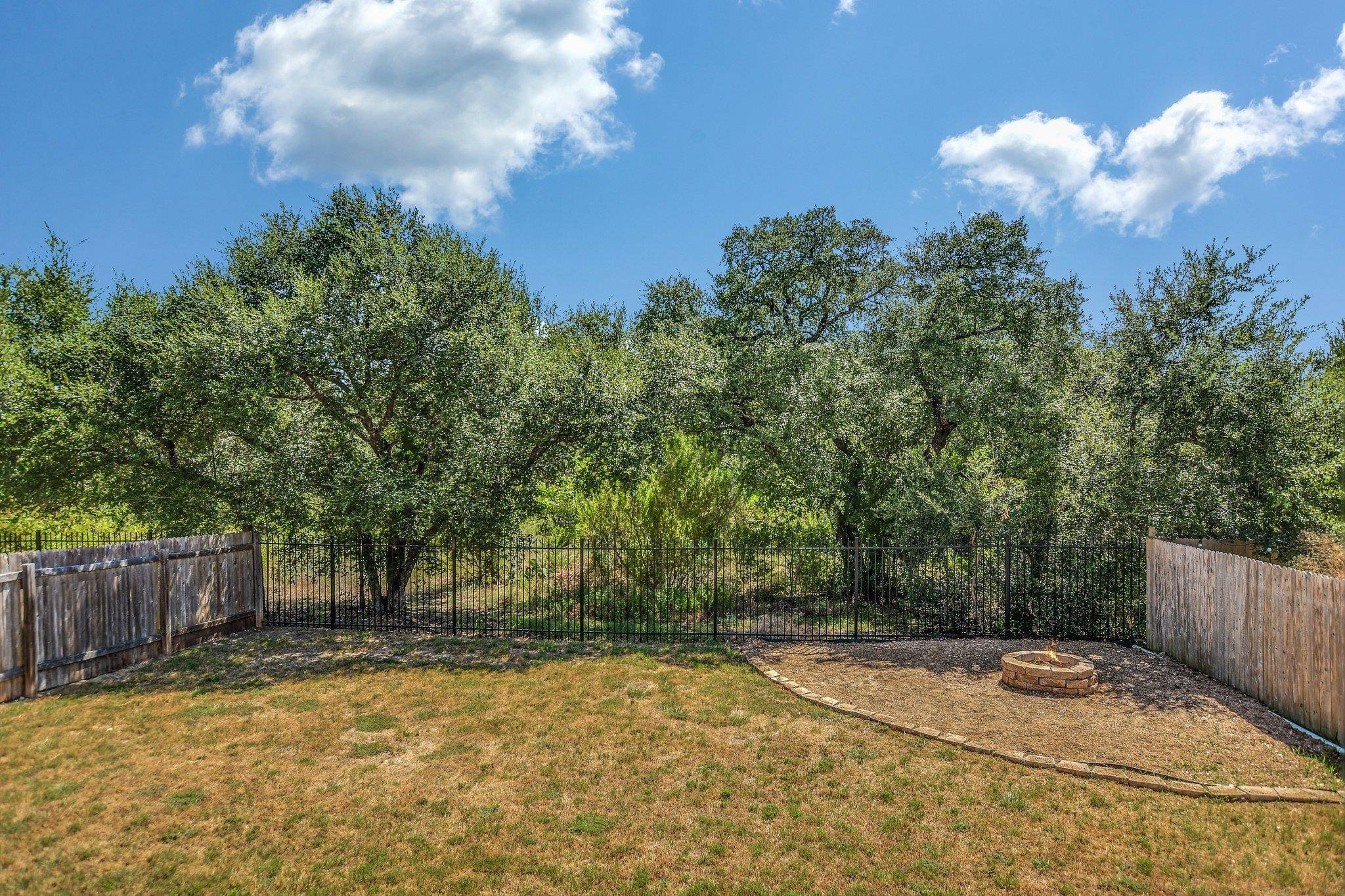 408 Red Matador LN, Leander, TX 78641