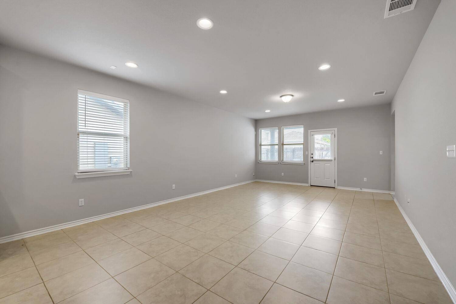 1907 Pecan Island DR, Leander, TX 78641