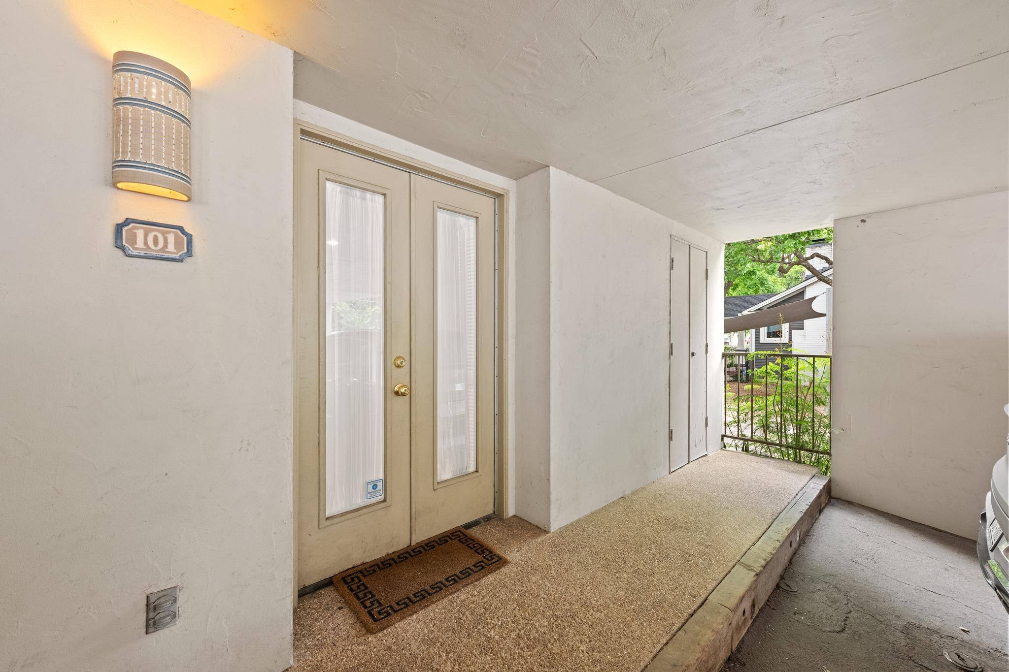 409 E 38th ST #101, Austin, TX 78705