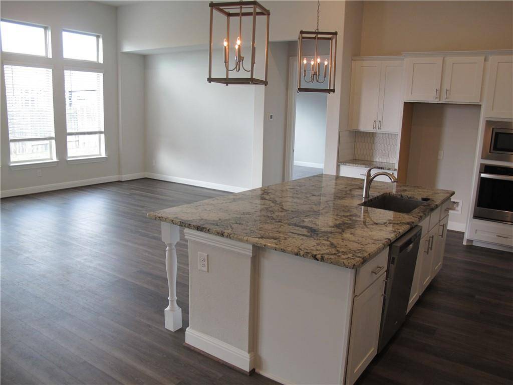 635 Spinnaker LOOP, Kyle, TX 78640