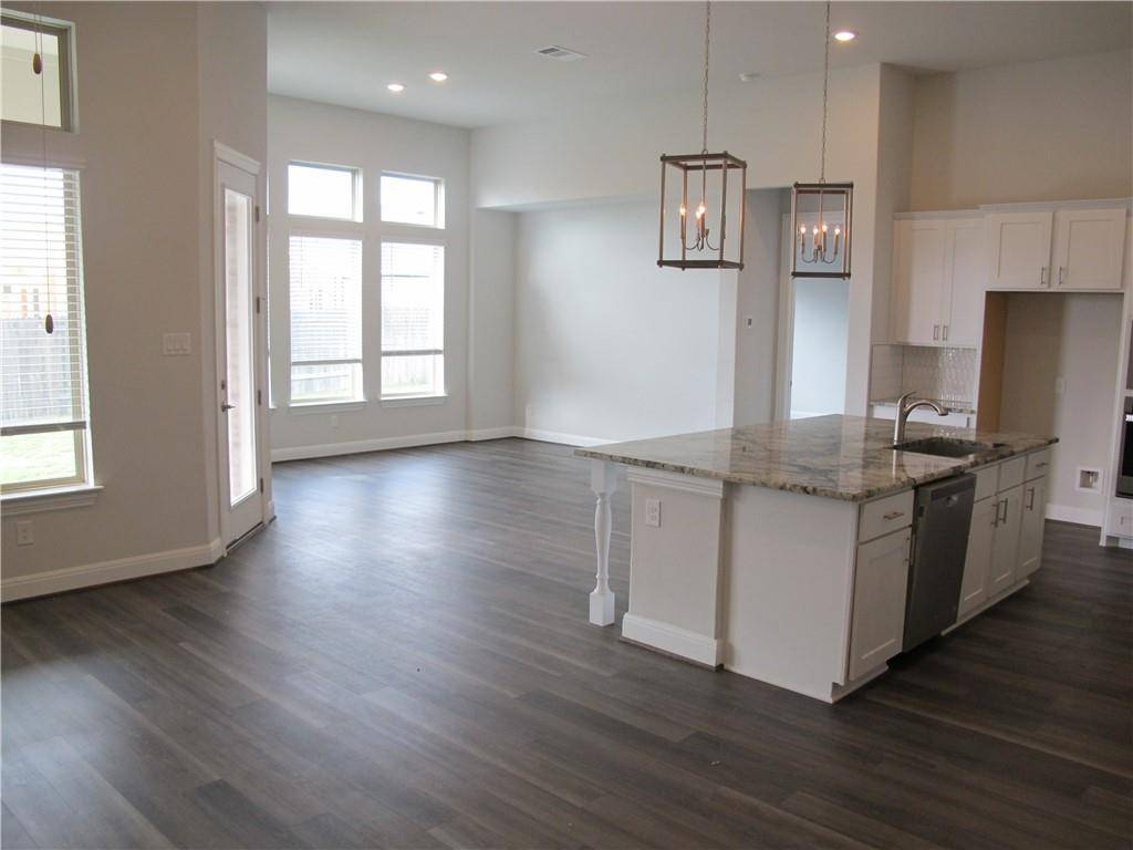 635 Spinnaker LOOP, Kyle, TX 78640