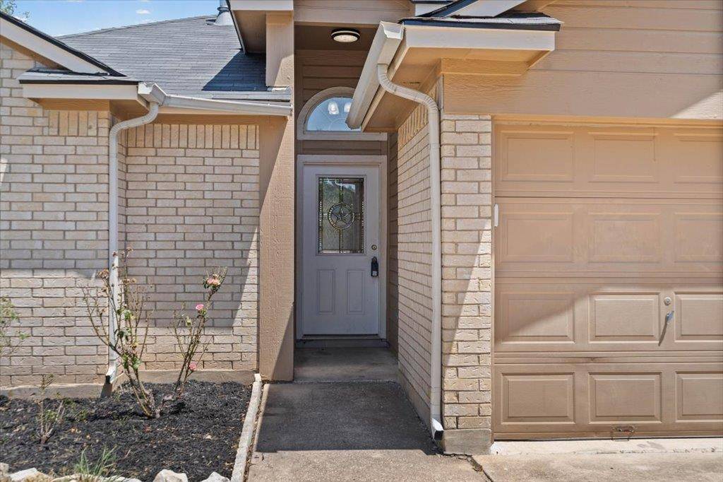 1104 Winecup CT, Leander, TX 78641