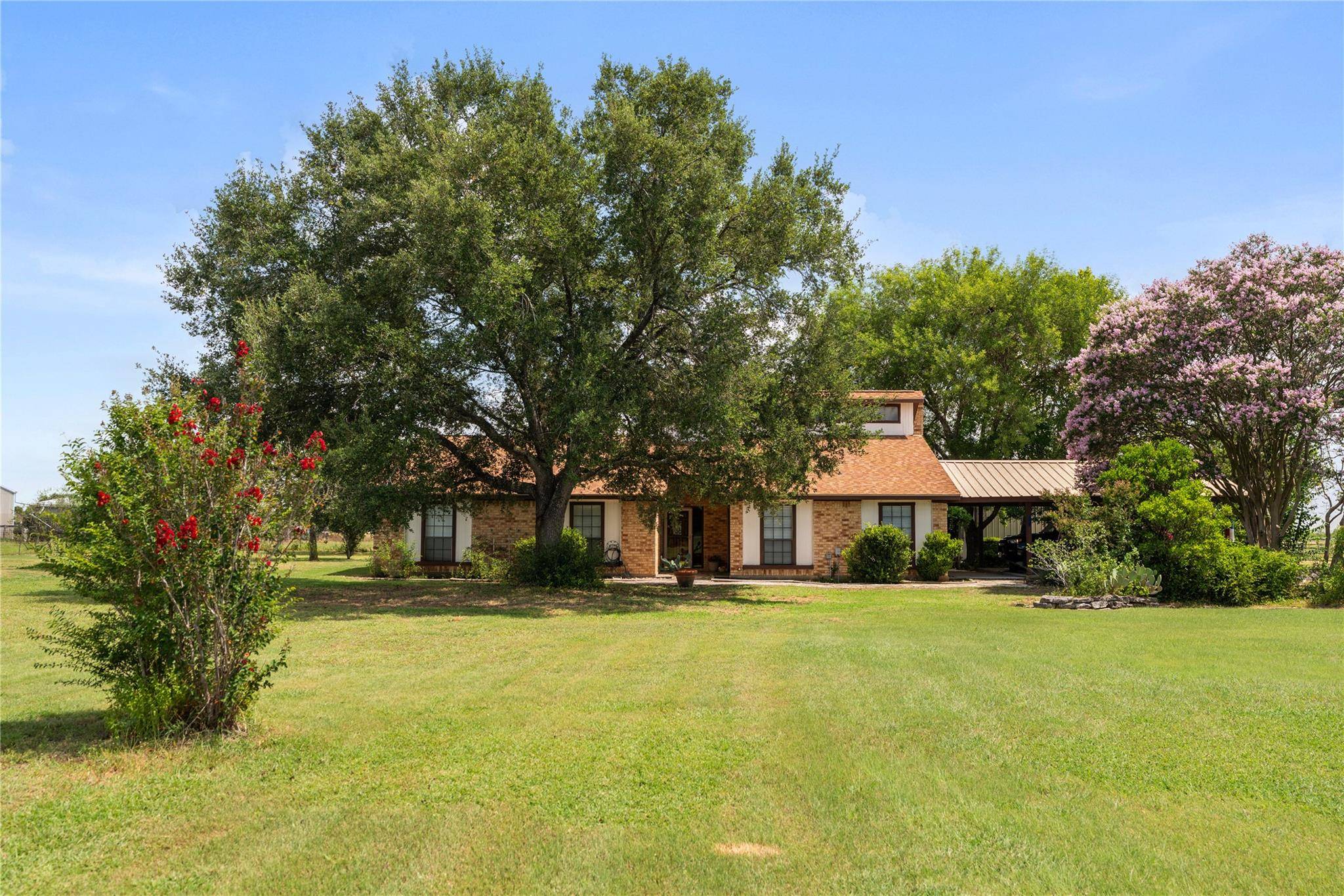 4911 Youngsford RD, Marion, TX 78124