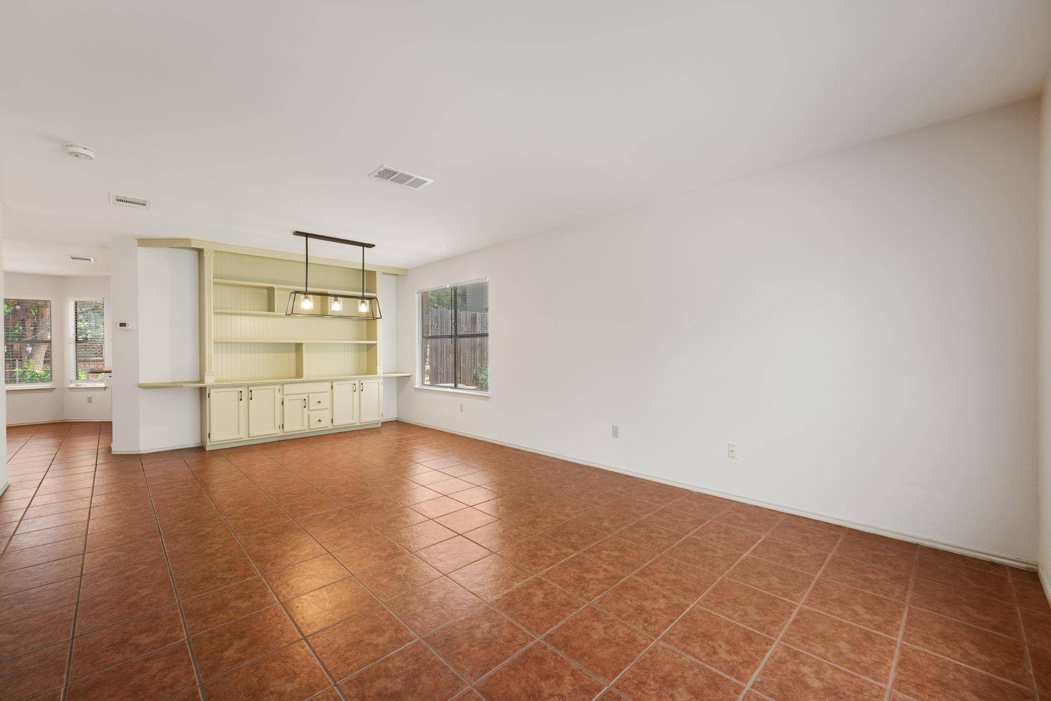 1901 Lobelia DR, Cedar Park, TX 78613