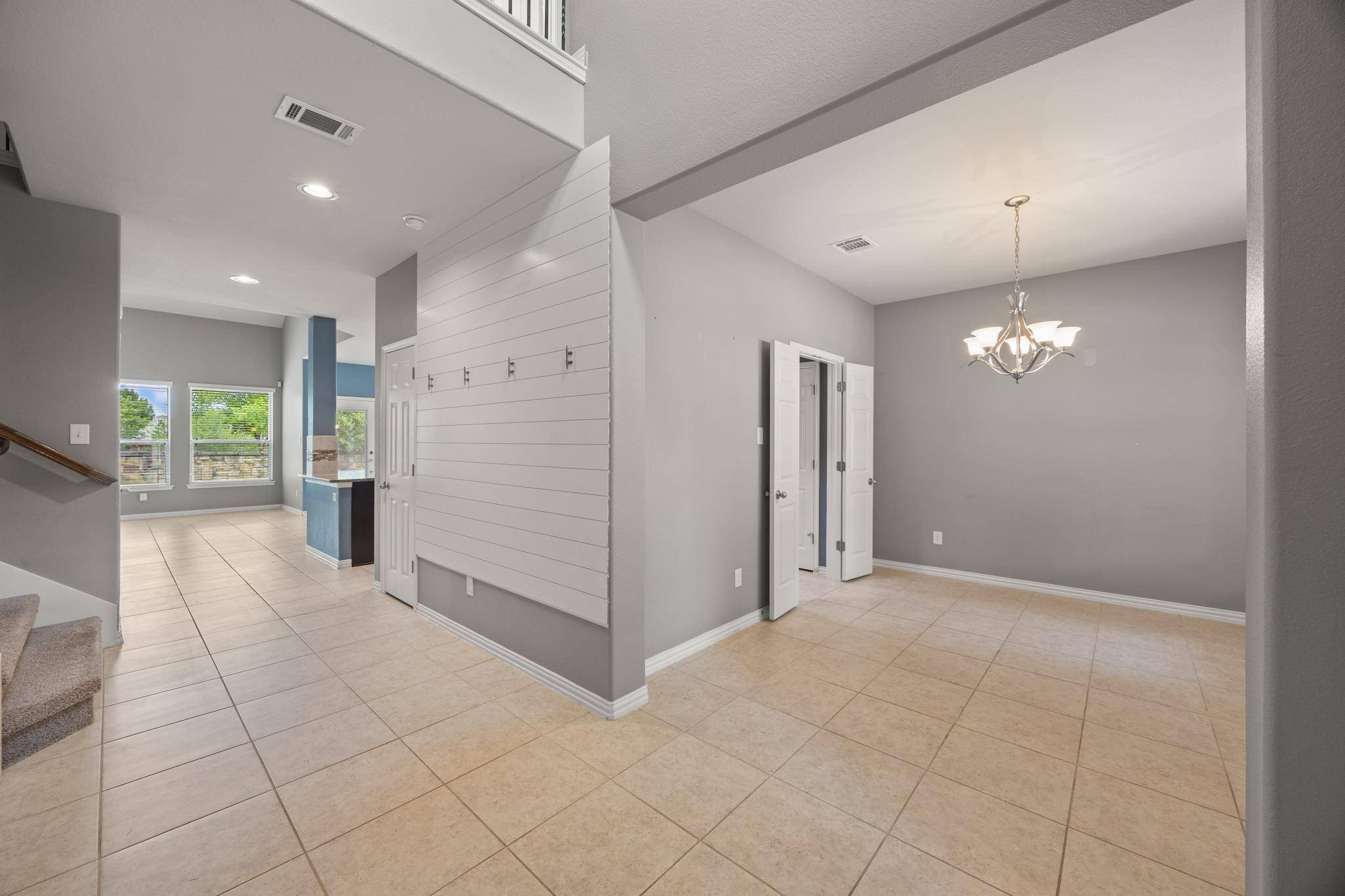 2572 Santa Barbara LOOP, Round Rock, TX 78665