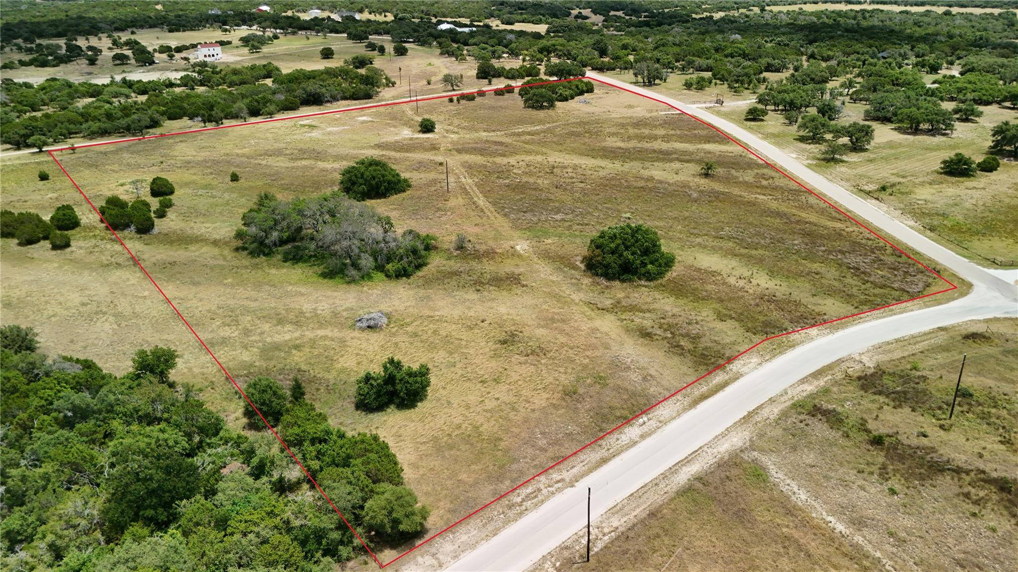 266 Miller Creek BLF, Briggs, TX 78608