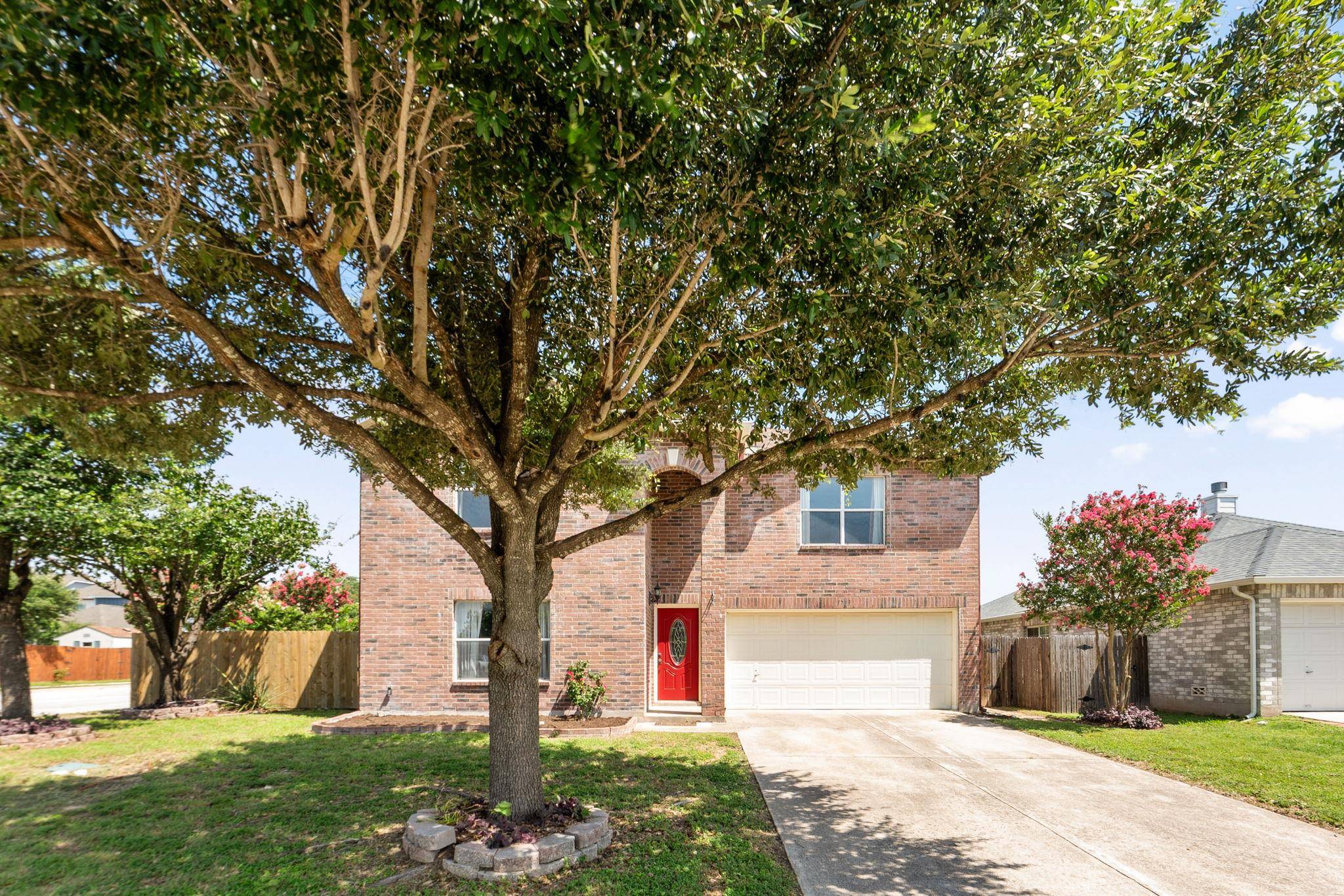 1713 Candlelight DR, Leander, TX 78641