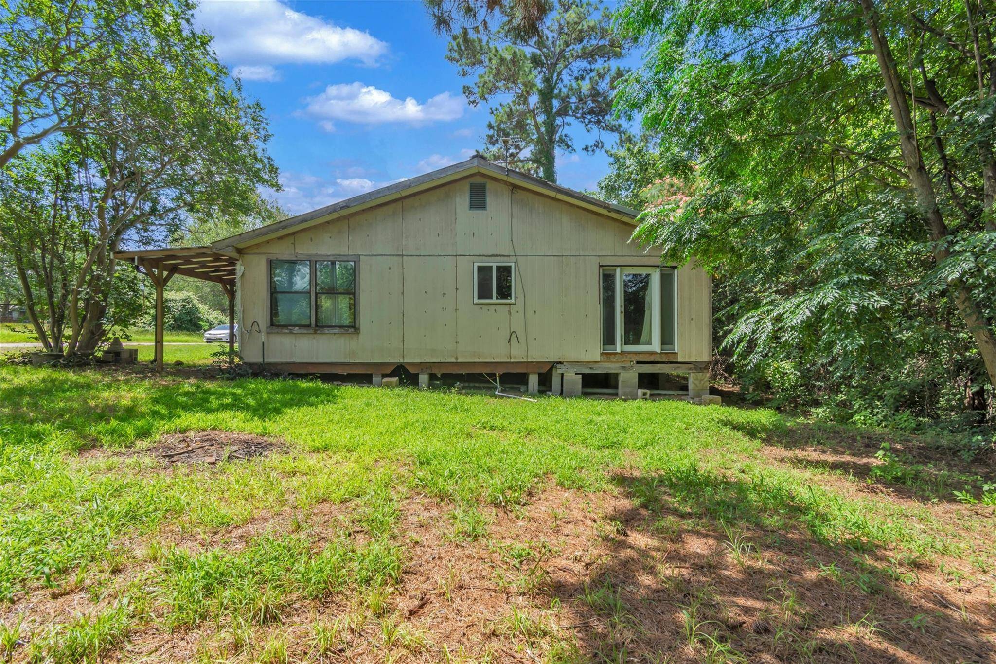 106 Quinton Allen DR, Bastrop, TX 78602