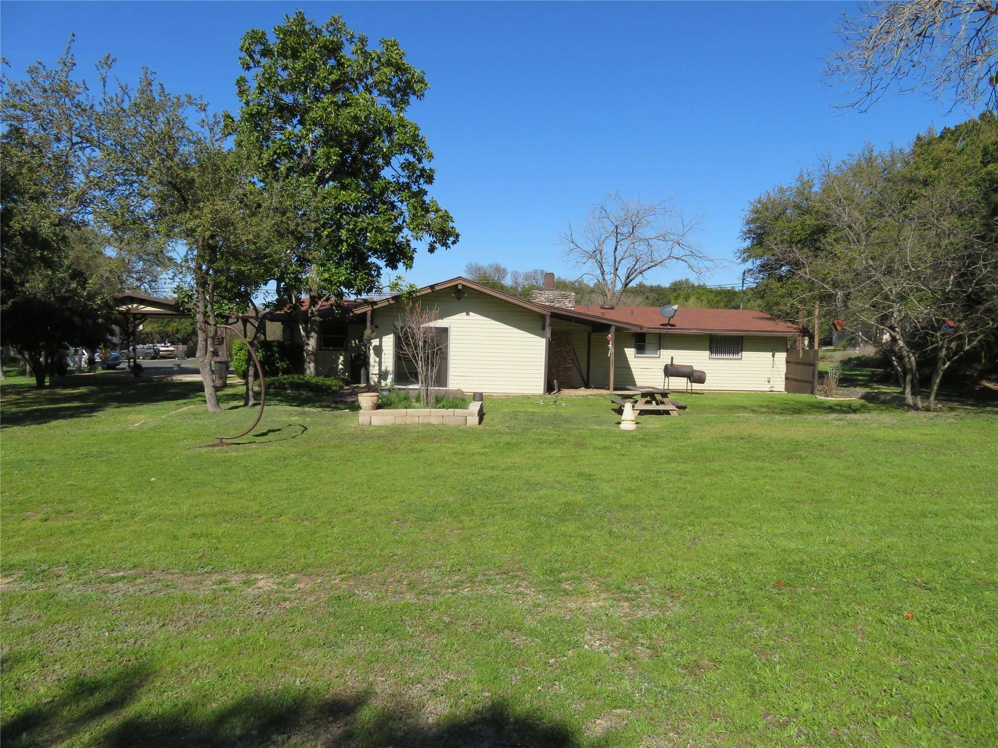 10011 Lake Ridge DR, Austin, TX 78733
