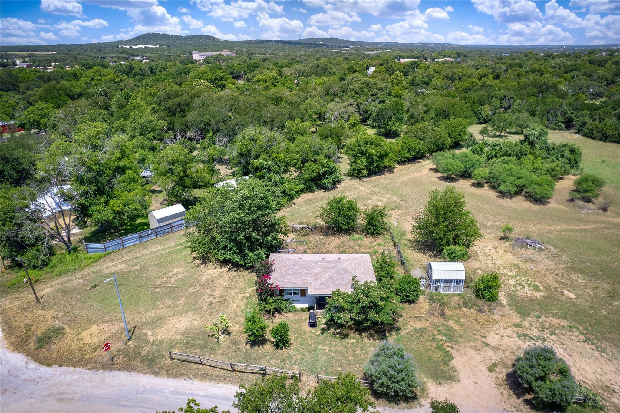 1104 S Boundary ST, Burnet, TX 78611