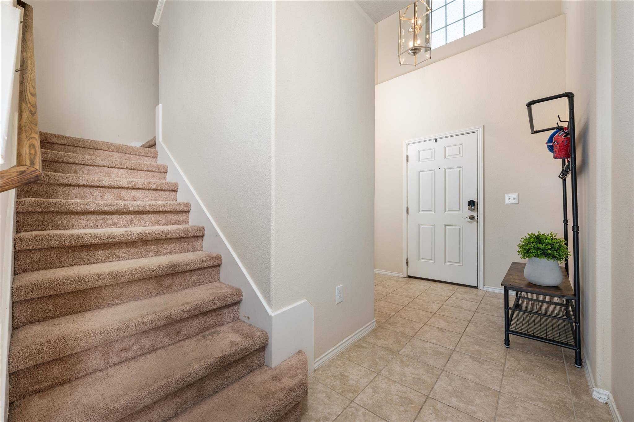 10117 Crescendo LN, Austin, TX 78747