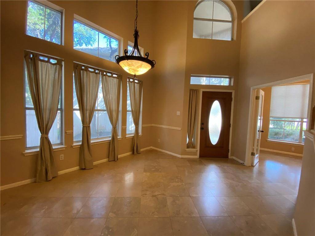 4 Muirfield Greens CV, Lakeway, TX 78738