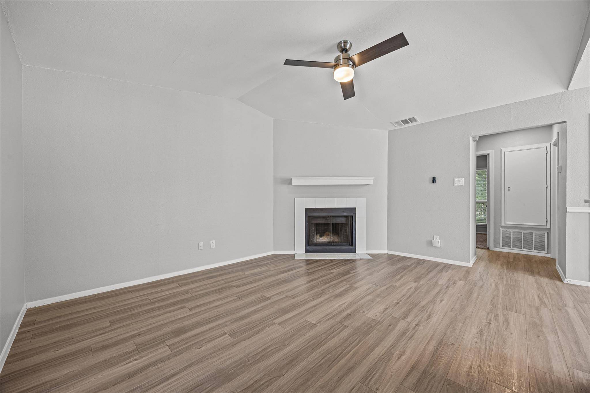 10616 Mellow Meadows DR #43C, Austin, TX 78750