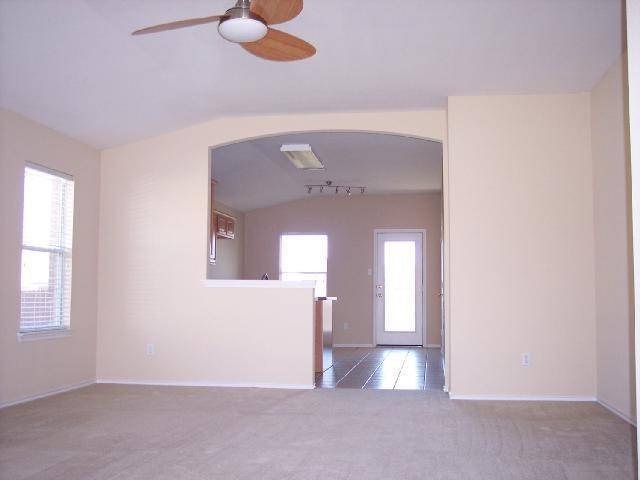 208 Carol Ave, Leander, TX 78641