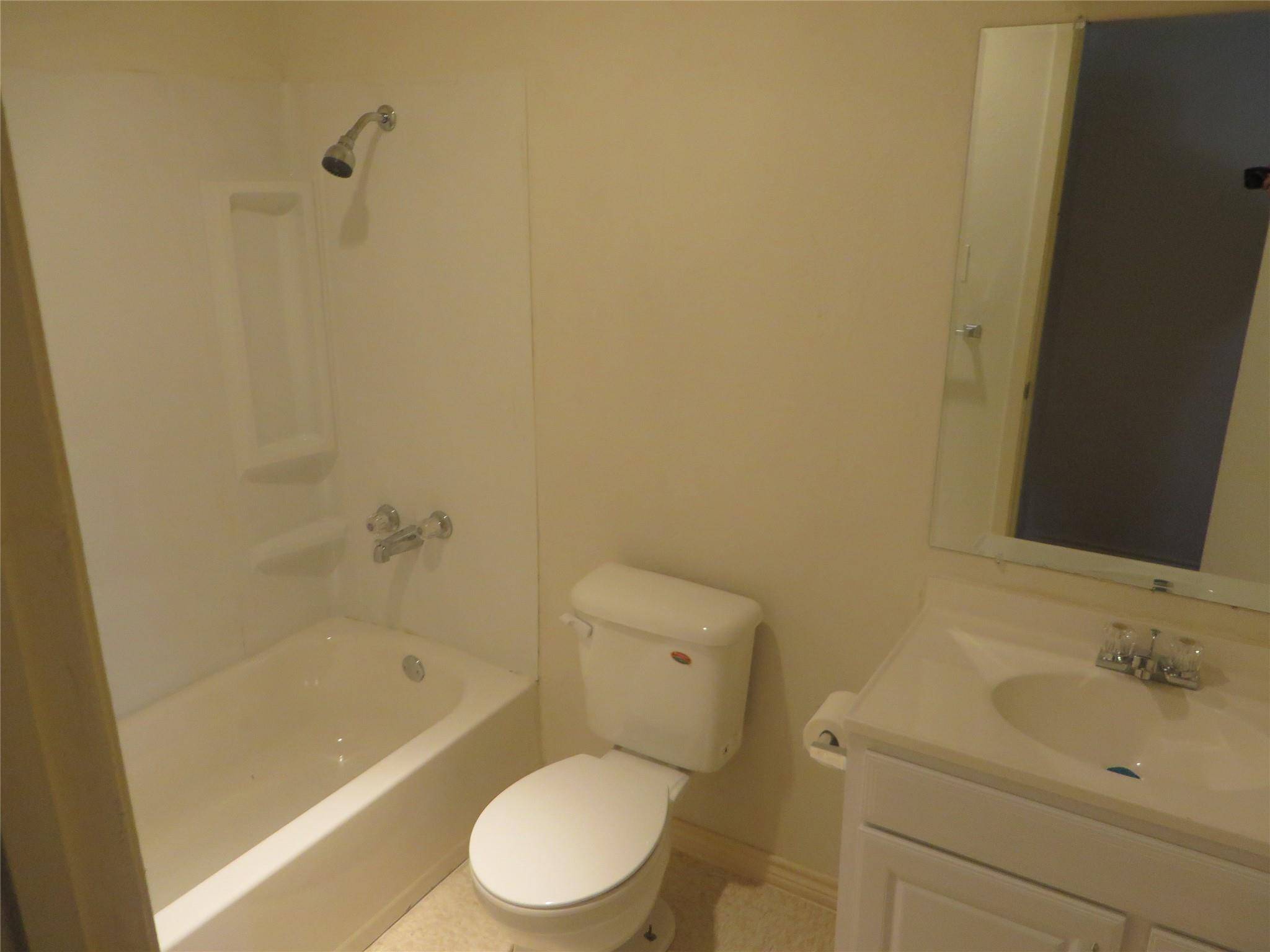 4511 W Village CT, Austin, TX 78744