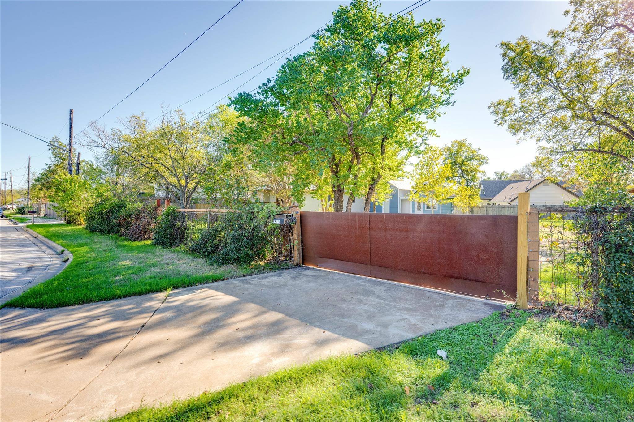 2713 Sweeney LN, Austin, TX 78723