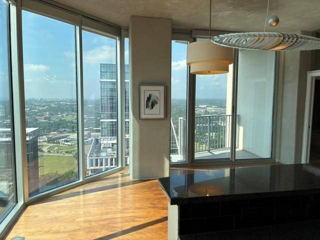 360 Nueces ST #4201, Austin, TX 78701