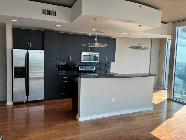 360 Nueces ST #4201, Austin, TX 78701