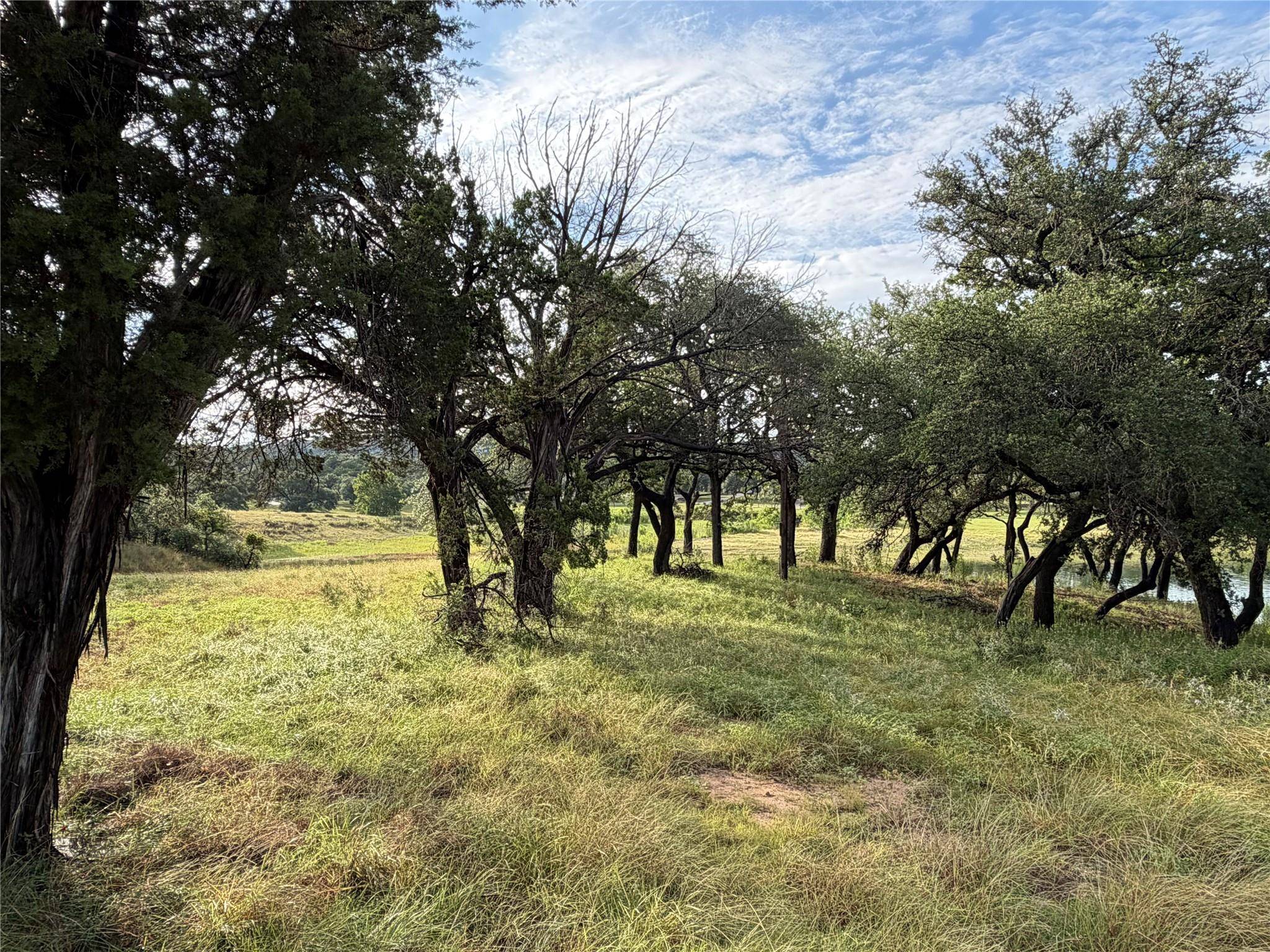 6701 Bar K Ranch RD, Lago Vista, TX 78645