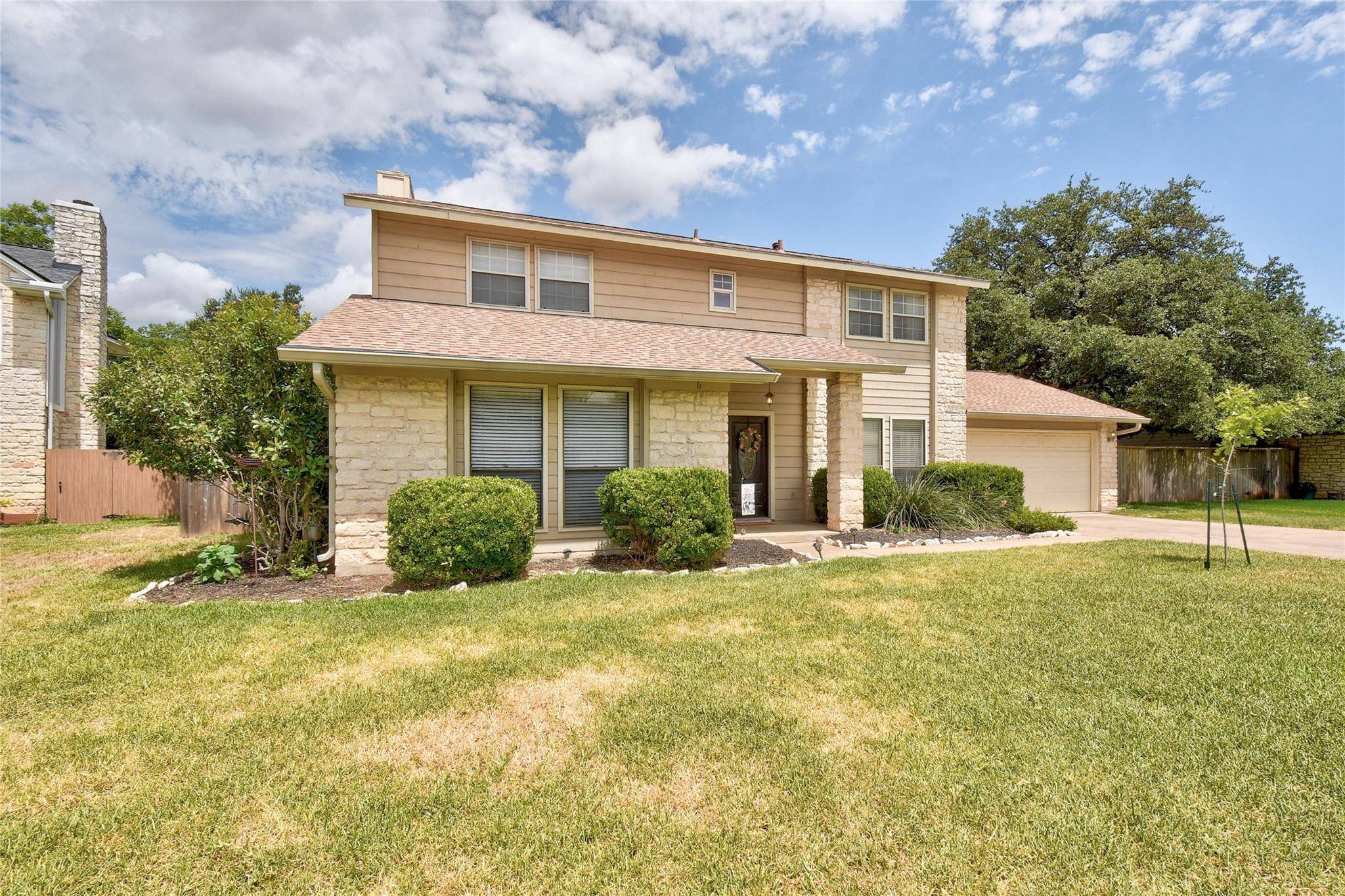 2408 W Messick LOOP, Round Rock, TX 78681